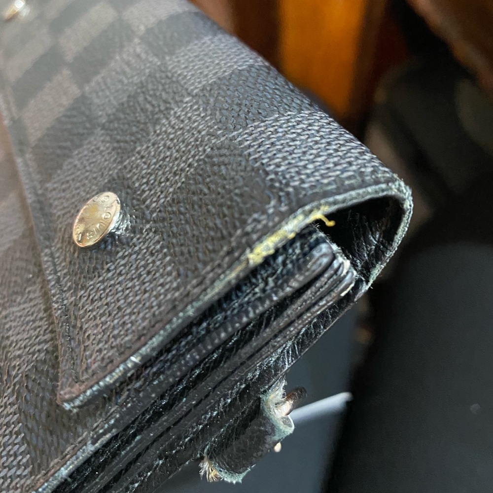 Louis Vuitton Graphite Accordion Wallet - Picture 11 of 12